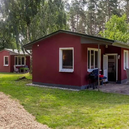 F-1108 Haeuser Prosnitz Haus14 Terrasse, Gartennutzung